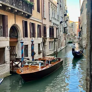 Becher Hotel Venecia