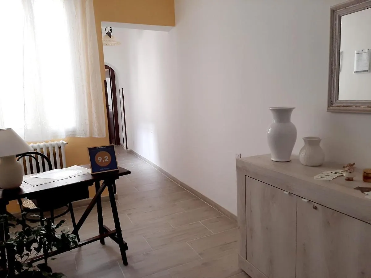 B&B Amelie Lecce 0*,  Italy