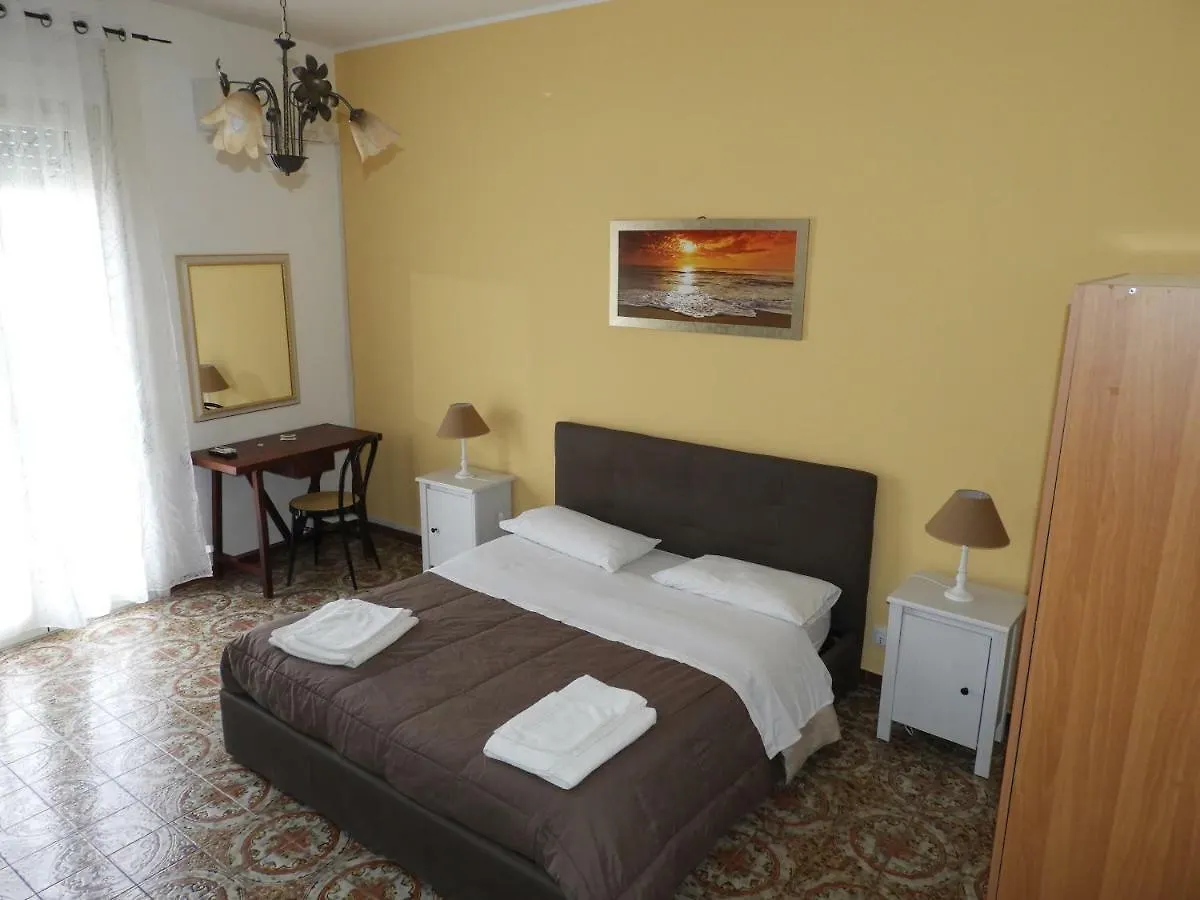 B&B Amelie Lecce 0*,  Italy