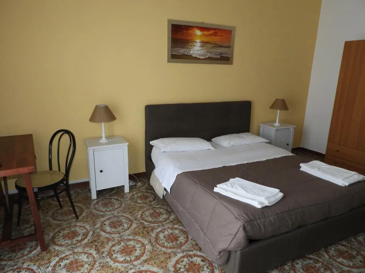 B&B Amelie Lecce Bed & Breakfast