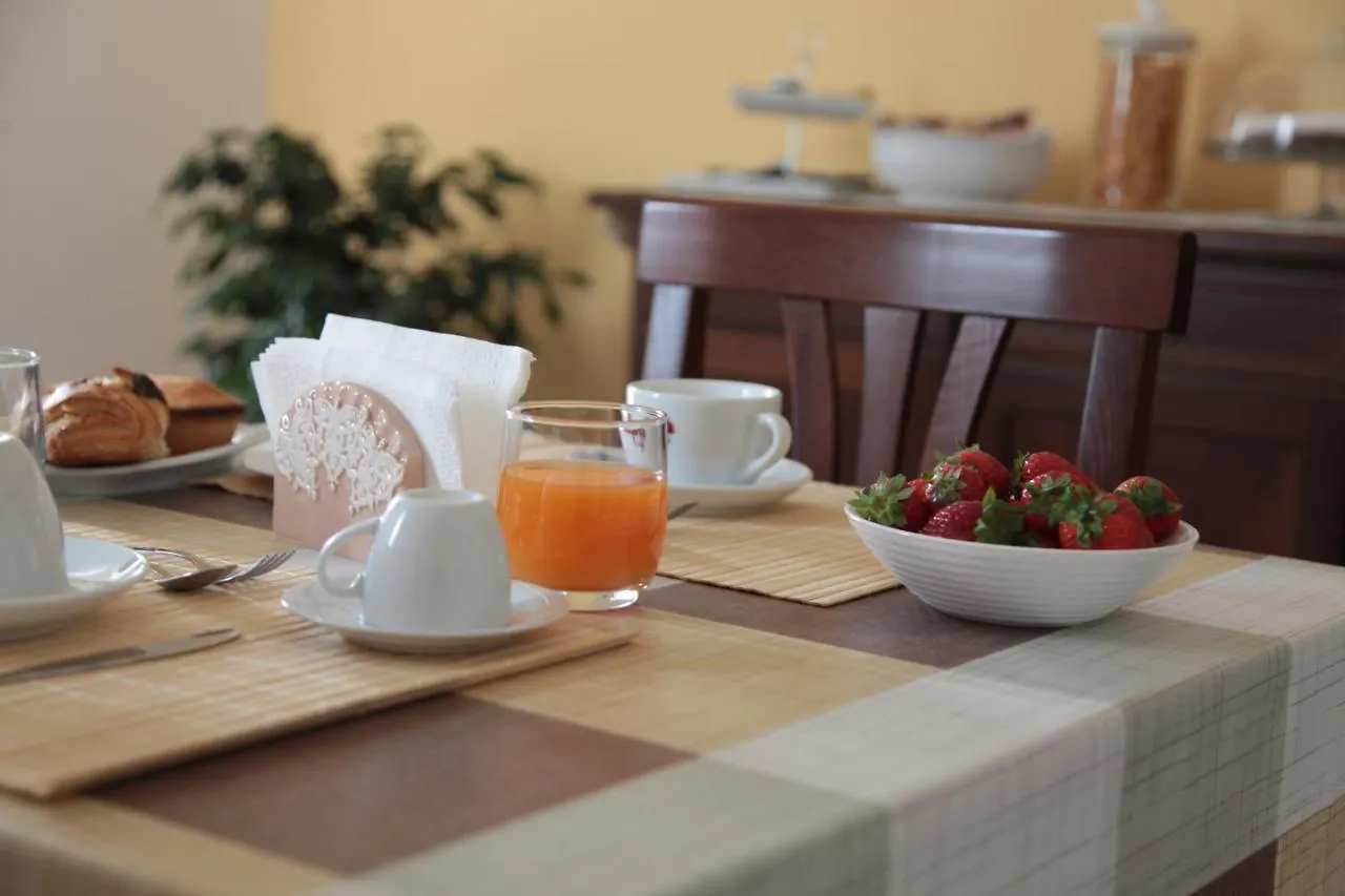B&B Amelie Lecce 0*,  Italy